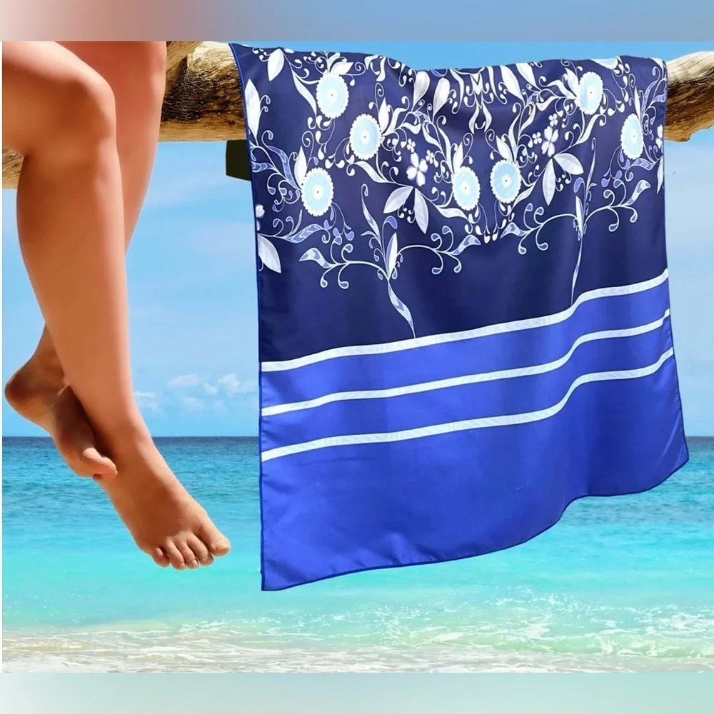 Beach Towel - Blue Flower (78x35 inches)